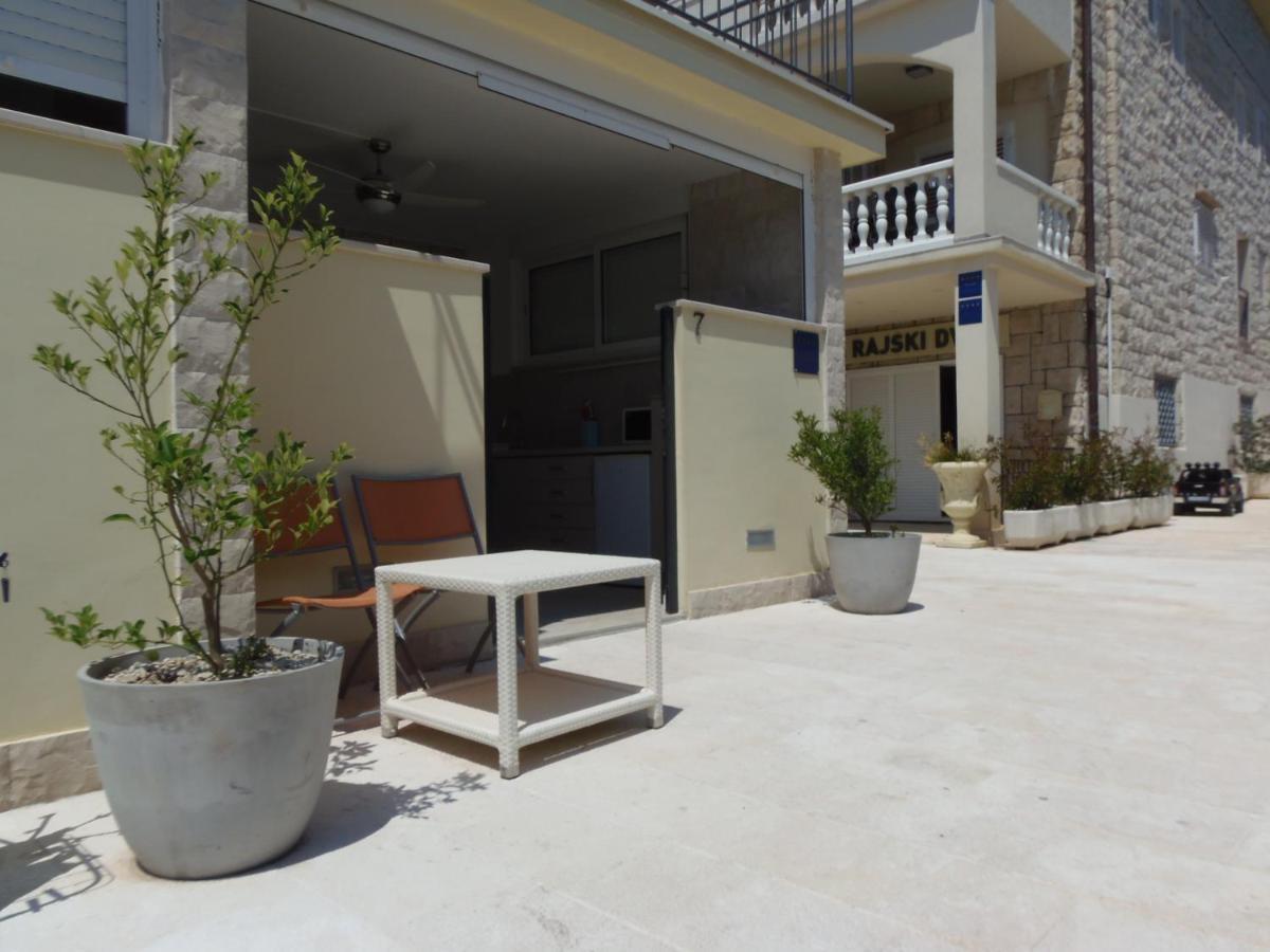 Villa Rajski Dvor 2 Bol Ngoại thất bức ảnh