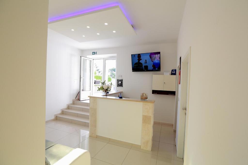 Villa Rajski Dvor 2 Bol Ngoại thất bức ảnh